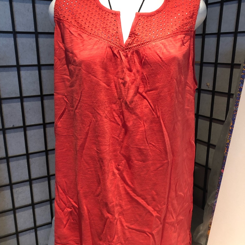 Lightweight Lace Trim Tank Top 2x ladies t-shirt